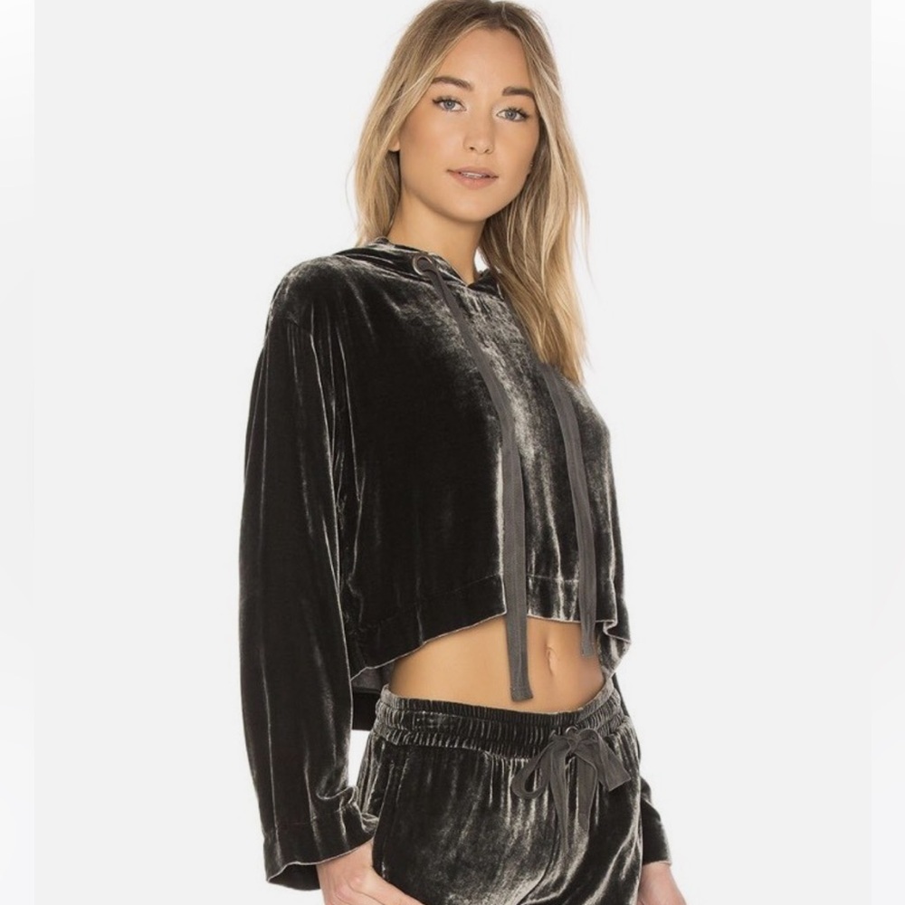 New Velvet Hooded Jacket Dee Elly